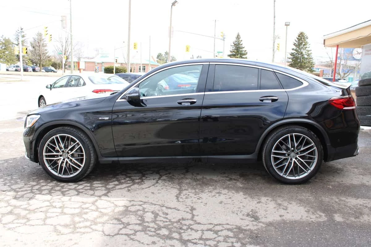 Mercedes-Benz GLC 43 AMG COUPE * CARFAX * БЕЗ ПЪРВОНАЧАЛНА ВНОСКА, снимка 2 - Автомобили и джипове - 54841458