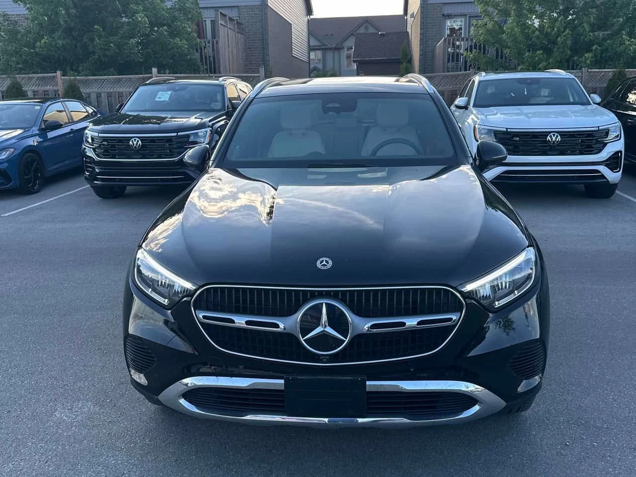 Mercedes-Benz GLC 300 4MATIC/ОБДУХВАНЕ/360/ПАНОРАМА/ПОДГРЕВИ, снимка 2 - Автомобили и джипове - 54923809