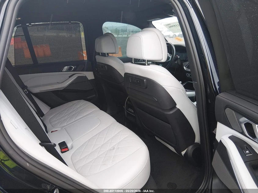 BMW X5 ОБДУХВАНЕ * ДИСТРОНИК * 360 * H/K * ЛАЗЕРИ, снимка 7 - Автомобили и джипове - 55047329