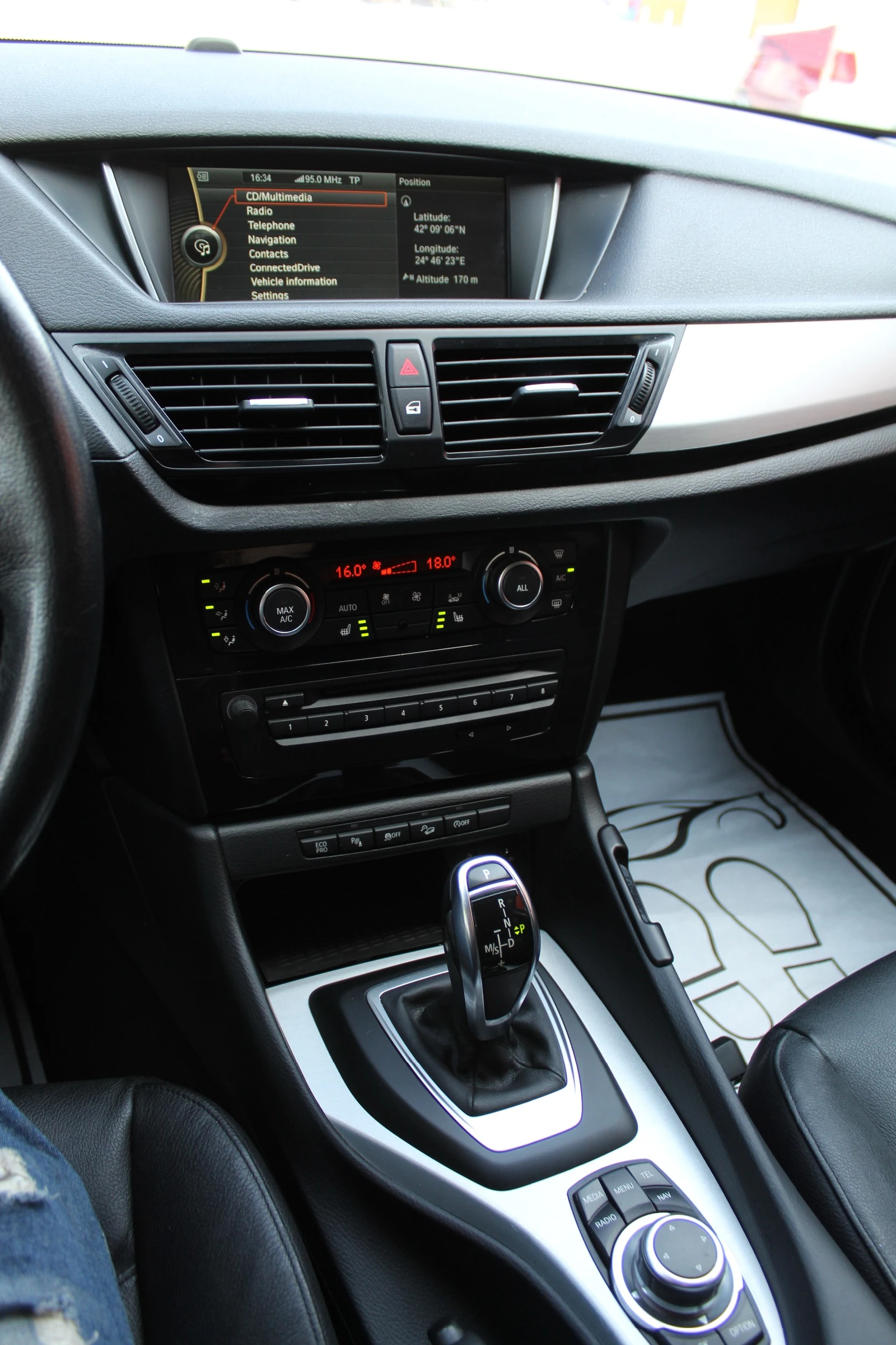 BMW X1 18D X-DRIVE FULL 175K, снимка 16 - Автомобили и джипове - 55177396