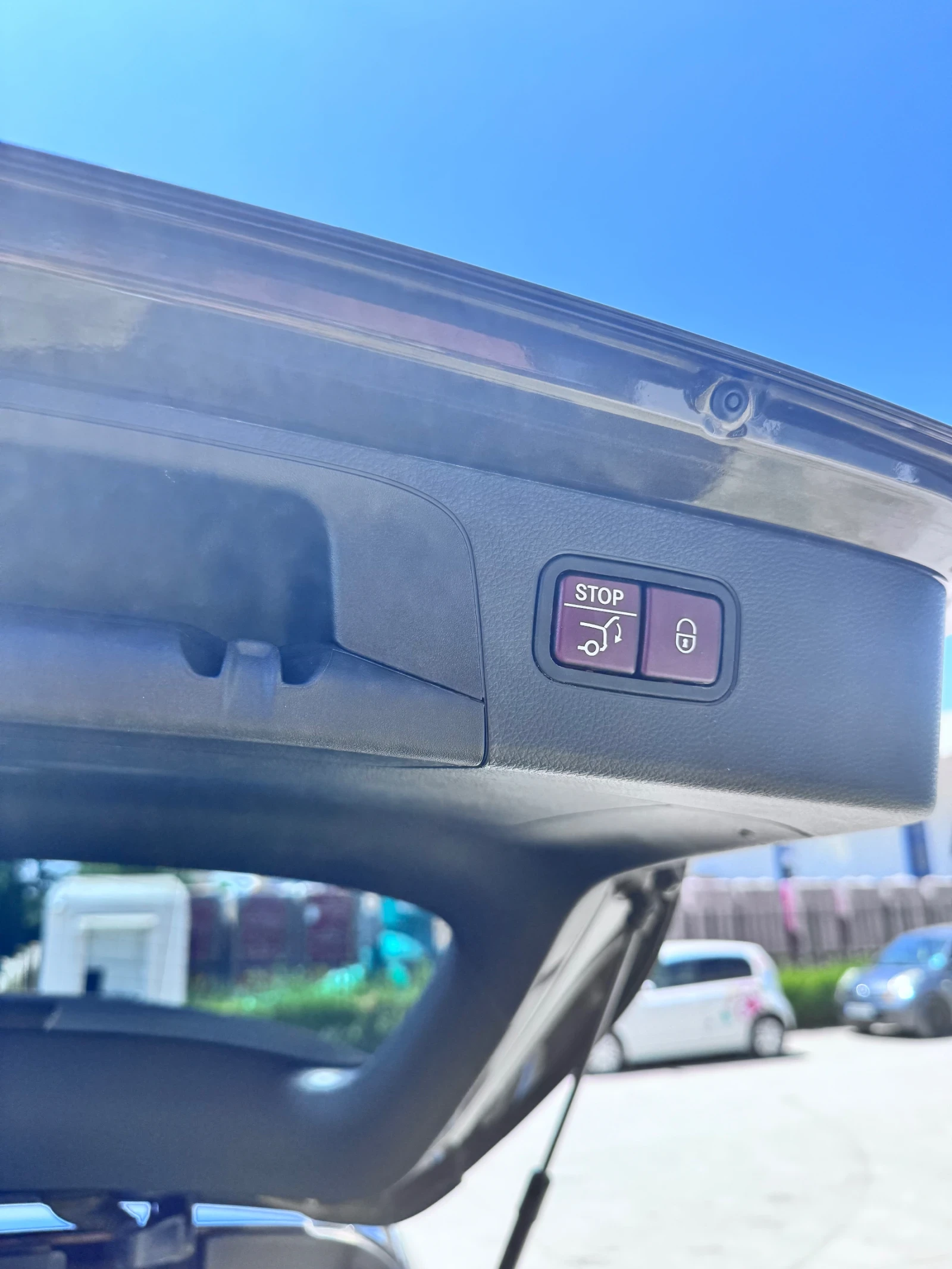 Mercedes-Benz GLC 350, снимка 8 - Автомобили и джипове - 55177961
