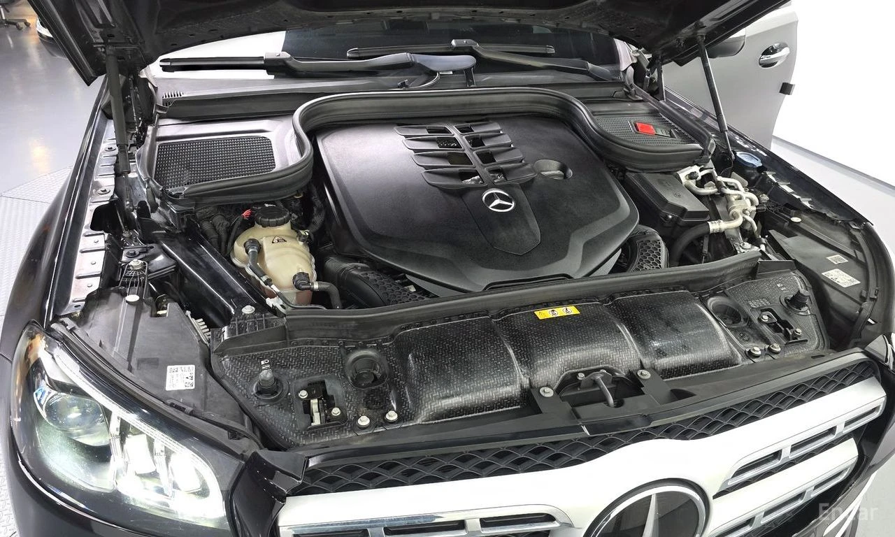 Mercedes-Benz GLS580 AMG* LINE* BURMESTER* ОБДУХВАНЕ* ДИСТРОНИК* МАСАЖ*, снимка 17 - Автомобили и джипове - 55696388