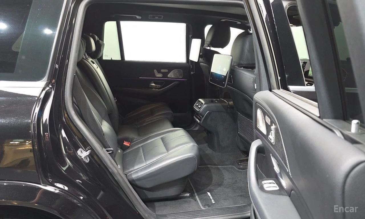 Mercedes-Benz GLS580 AMG* LINE* BURMESTER* ОБДУХВАНЕ* ДИСТРОНИК* МАСАЖ*, снимка 16 - Автомобили и джипове - 55696388