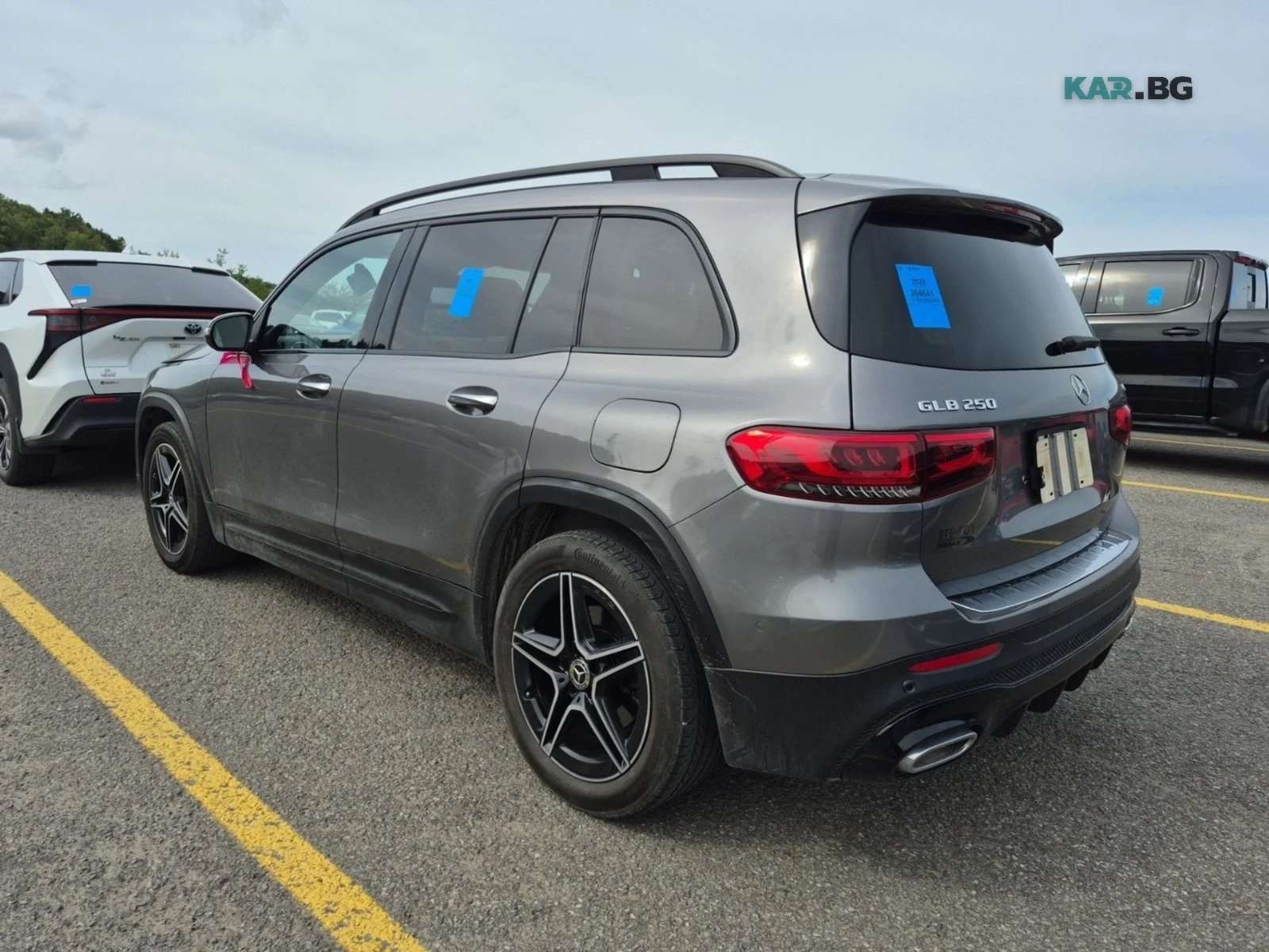 Mercedes-Benz GLB AMG Line* MULTIBEAM LED* Driving Assistance, снимка 4 - Автомобили и джипове - 56088001