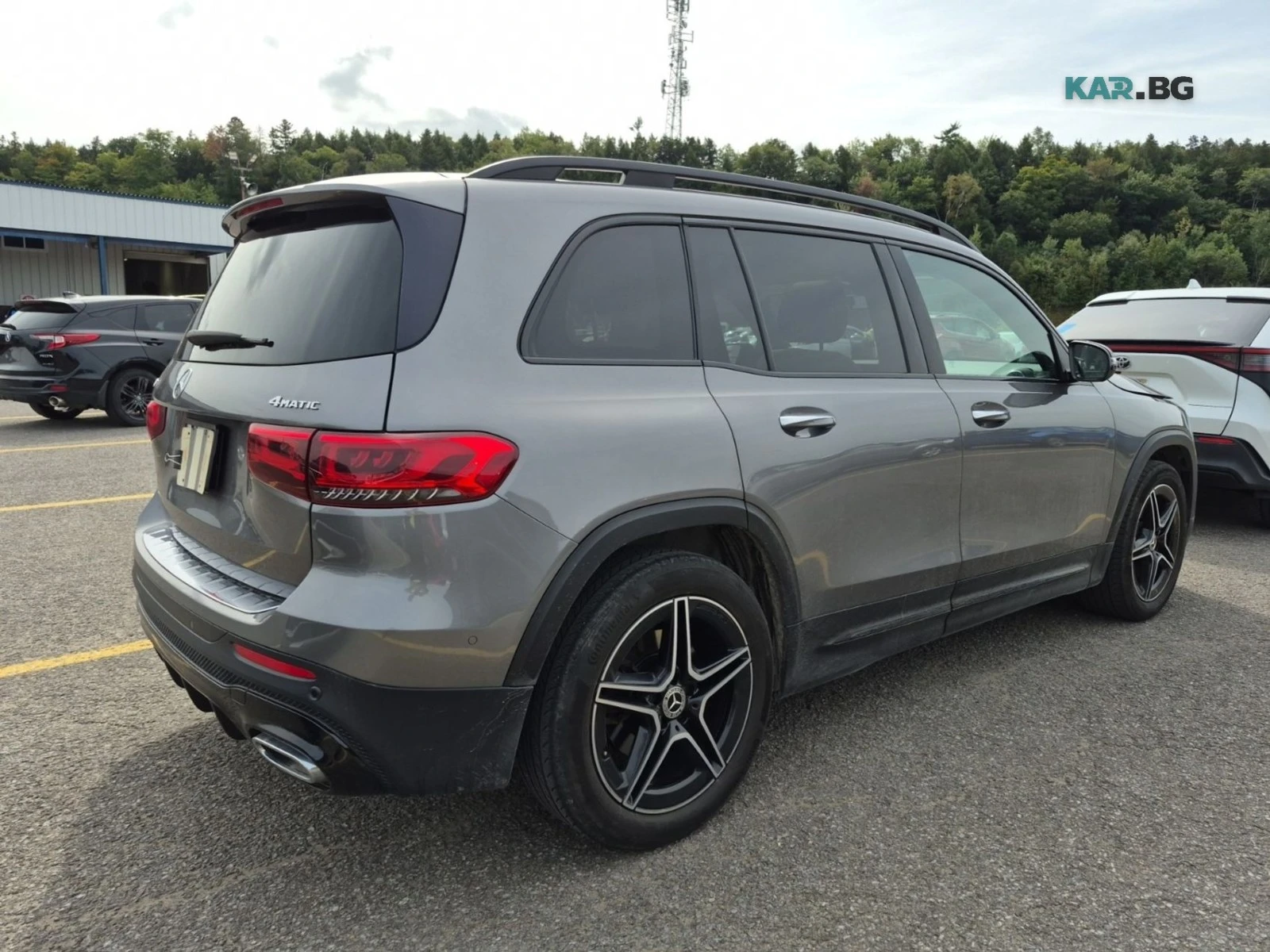 Mercedes-Benz GLB AMG Line* MULTIBEAM LED* Driving Assistance, снимка 3 - Автомобили и джипове - 56088001