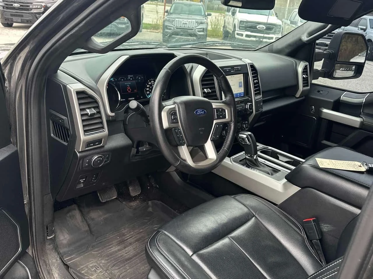 Ford F150 LARIAT 4WD SuperCrew 5.5' Box/CARFAX/�����/��� | Mobile.bg � ����������� 5