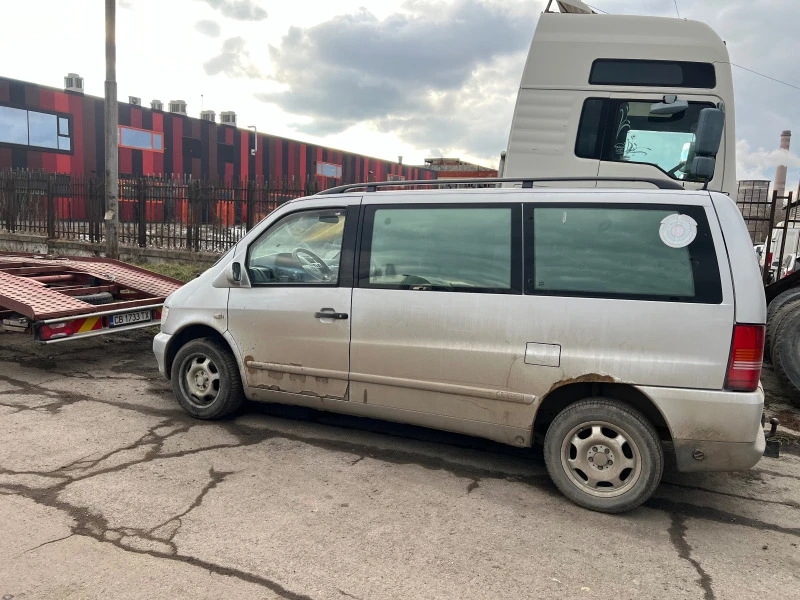 Mercedes-Benz Vito V230 бензин автомат газ НА ЧАСТИ, снимка 2 - Бусове и автобуси - 44042871