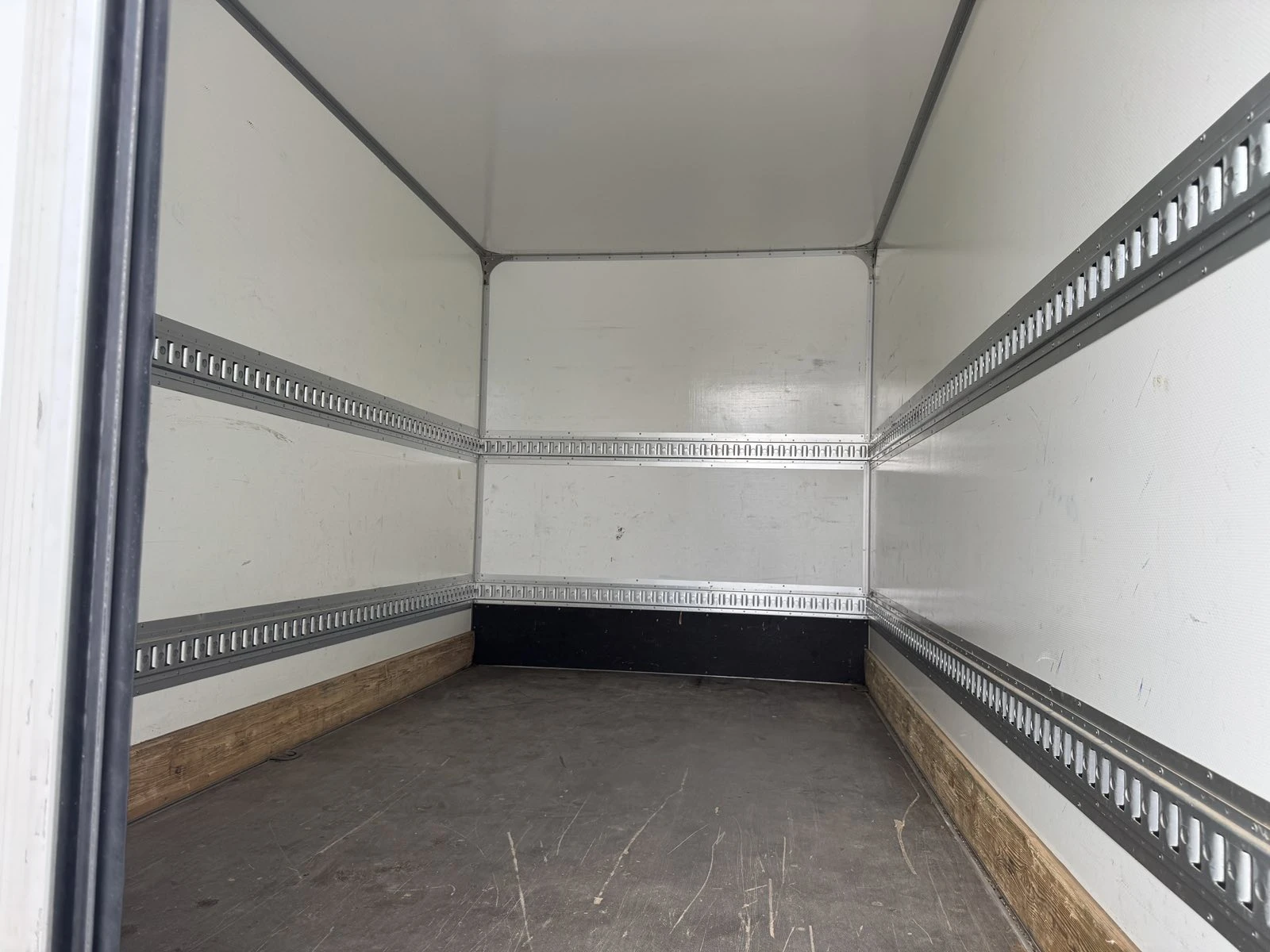 Iveco Daily 35S18 HI-MATIC, снимка 17 - Бусове и автобуси - 56164250