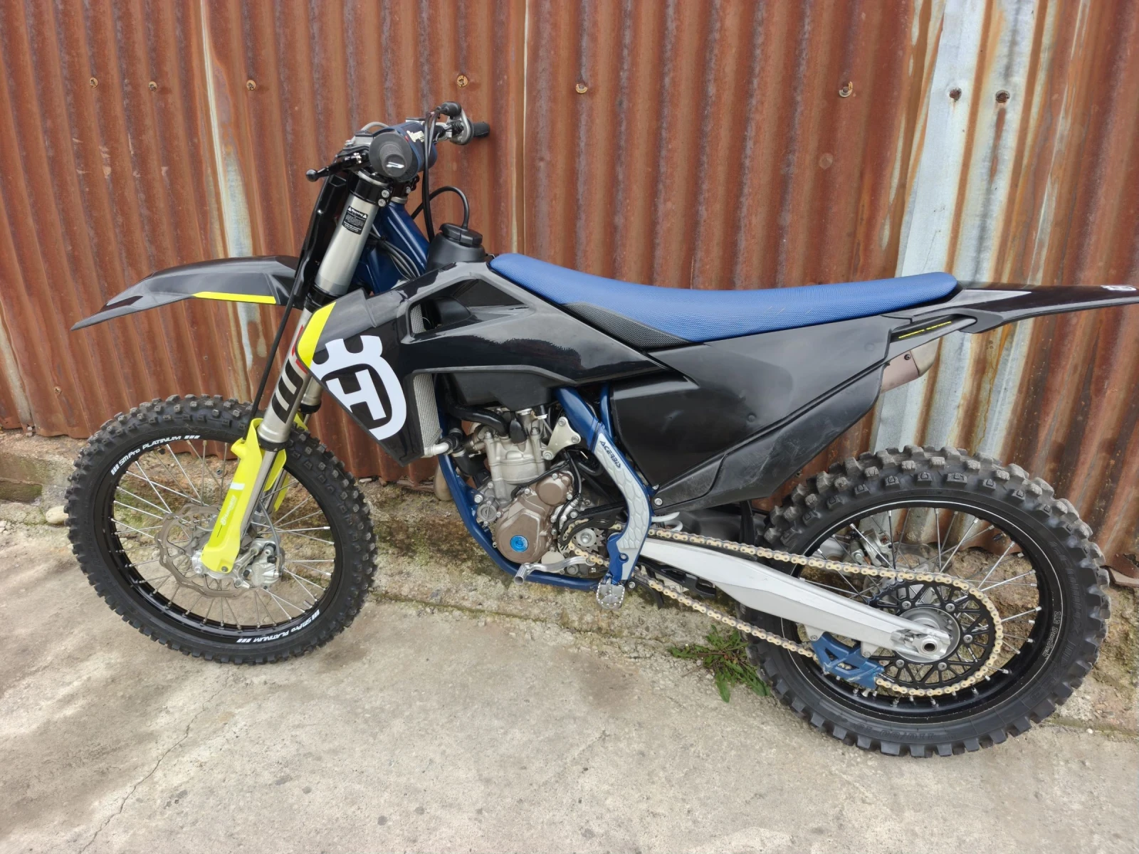 Husqvarna FC | Mobile.bg   12