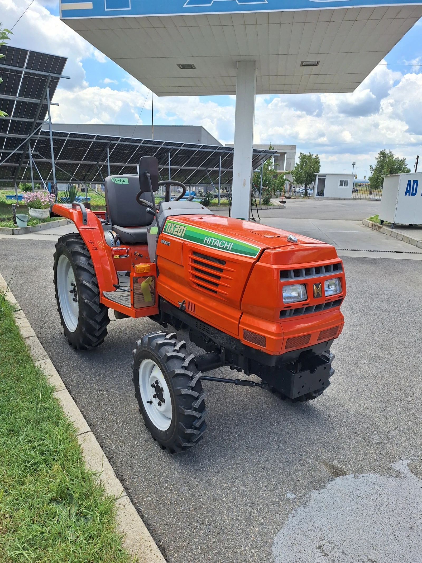 Трактор Kubota, снимка 4 - Селскостопанска техника - 54969163