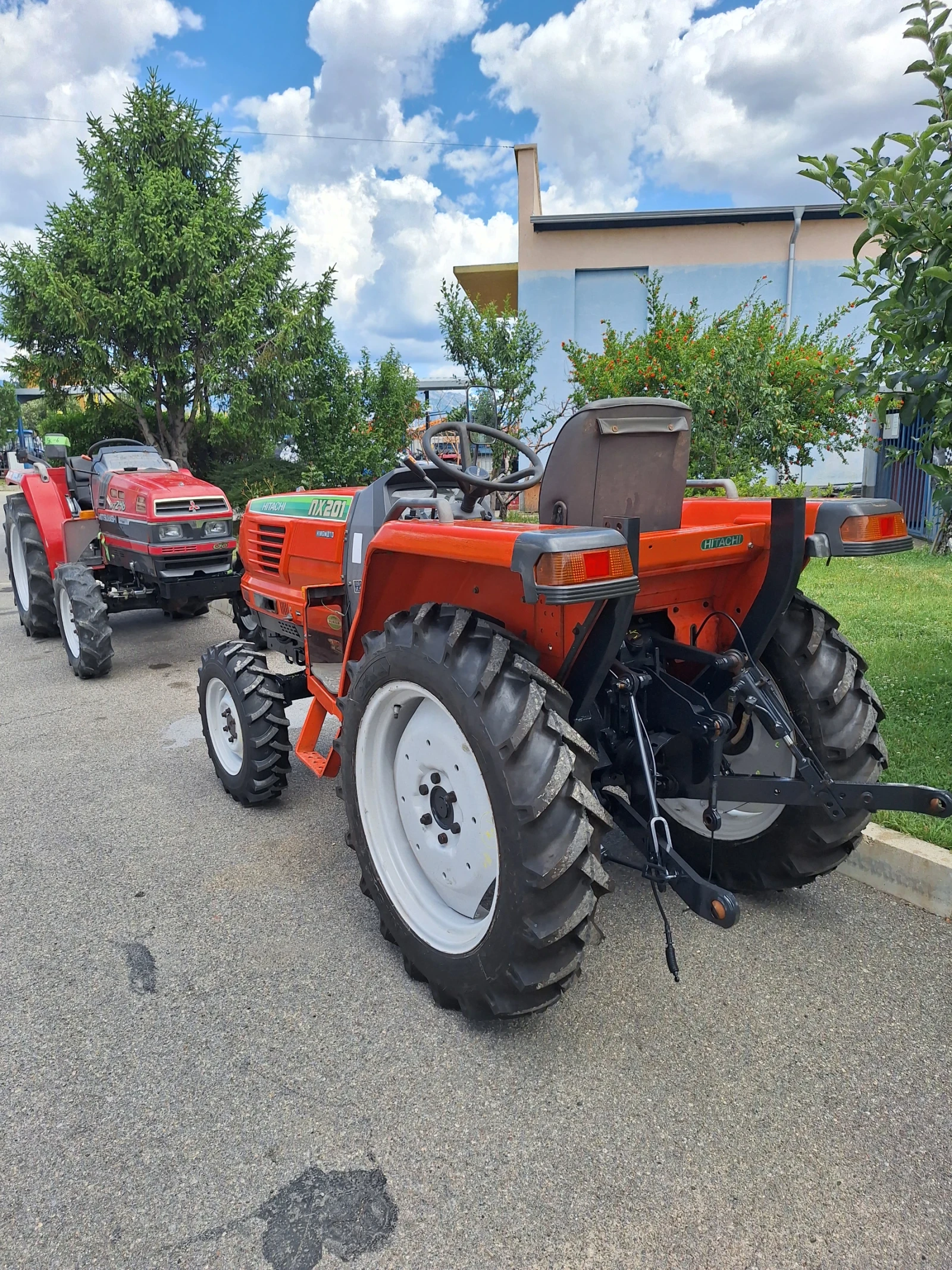 Трактор Kubota, снимка 6 - Селскостопанска техника - 54969163