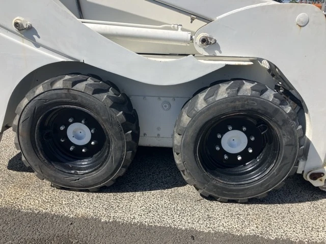 Мини челни товарачи Bobcat UniCarriers 707 / ПЕРФЕКТНО СЪСТОЯНИЕ / НАЛИЧЕН ! - изображение 4