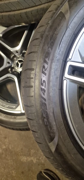 Гуми с джанти Pirelli 285/40R19, снимка 3 - Гуми и джанти - 48700421