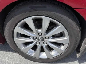 Toyota Camry * 4dr Sdn * CARFAX * ЦЕНА ДО БГ, снимка 14