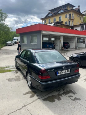 Mercedes-Benz C 200, снимка 3