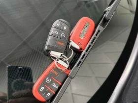 Обява за продажба на Dodge Challenger SRT Hellcat * * CARFAX * * АВТО КРЕДИТ * *  ~ 125 000 лв. - изображение 9