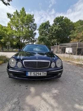 Mercedes-Benz E 320 