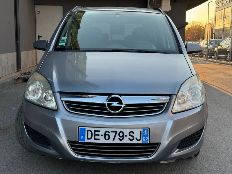 Opel Zafira 1.9cdti 7 места, снимка 2 - Автомобили и джипове - 47595222