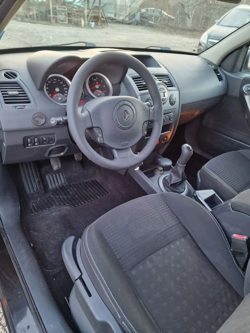 Renault Megane 1.4 бензин верига , снимка 10 - Автомобили и джипове - 48176600