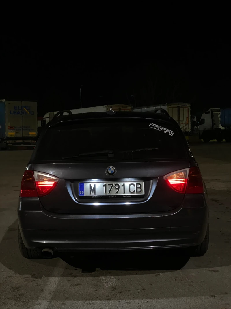 BMW 320, снимка 8 - Автомобили и джипове - 49345162