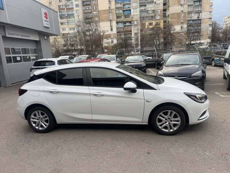 Opel Astra 1.4 turbo, снимка 3 - Автомобили и джипове - 53043527