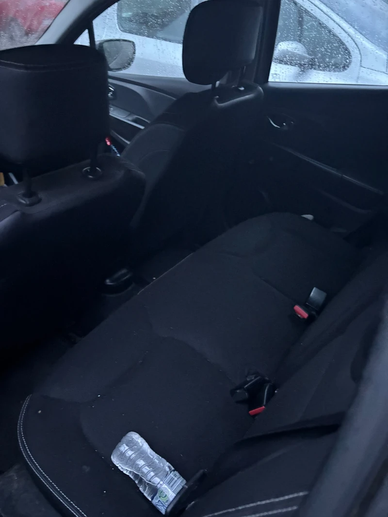 Renault Clio, снимка 9 - Автомобили и джипове - 53419482