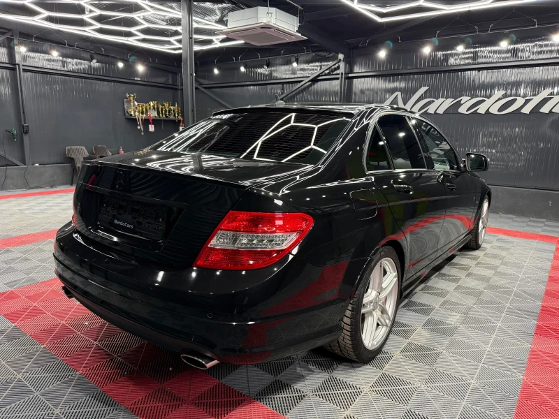Mercedes-Benz C 320 AMG pack, снимка 4 - Автомобили и джипове - 53453144