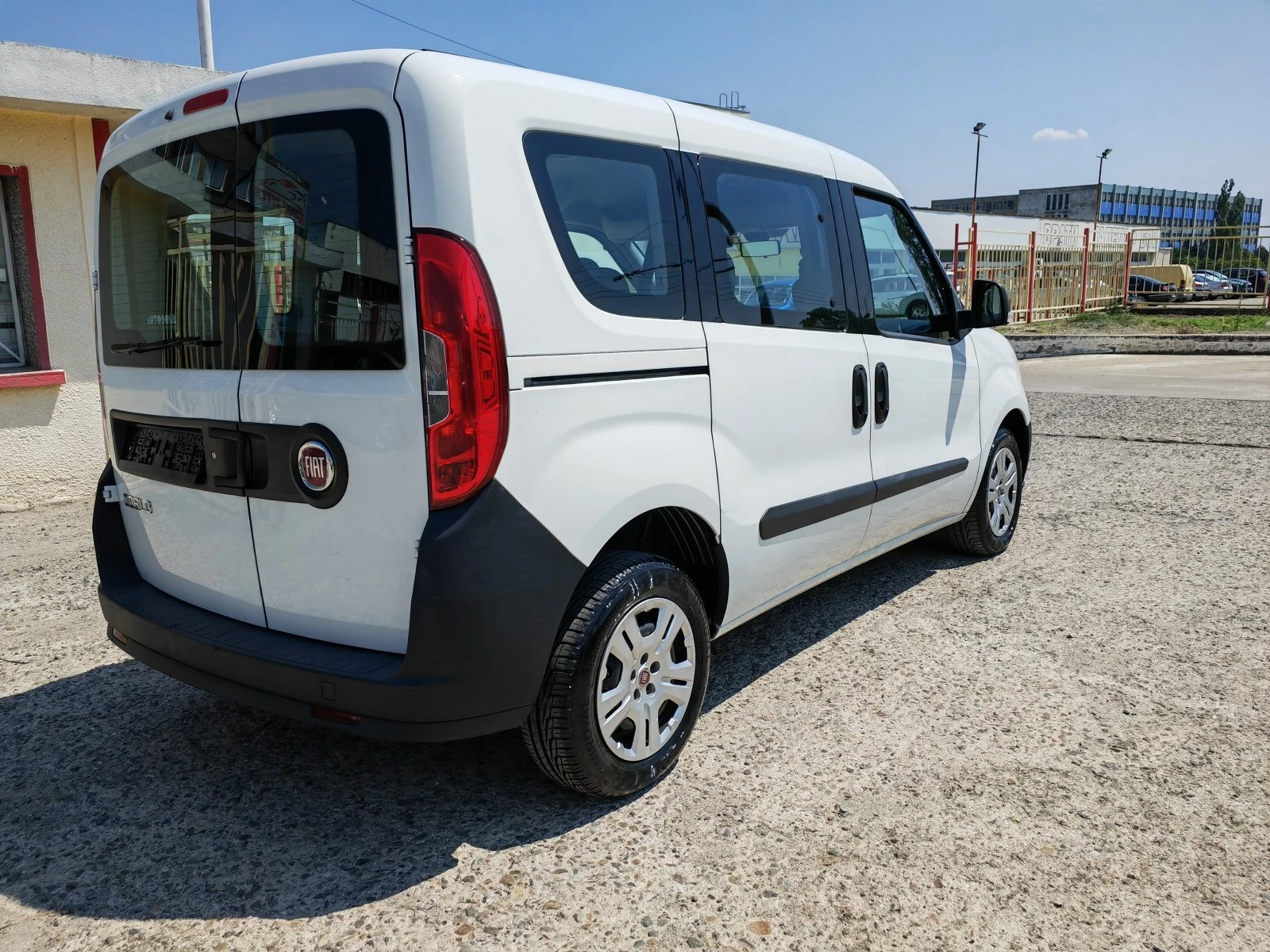 Fiat Doblo JTD-5места16г. - изображение 7