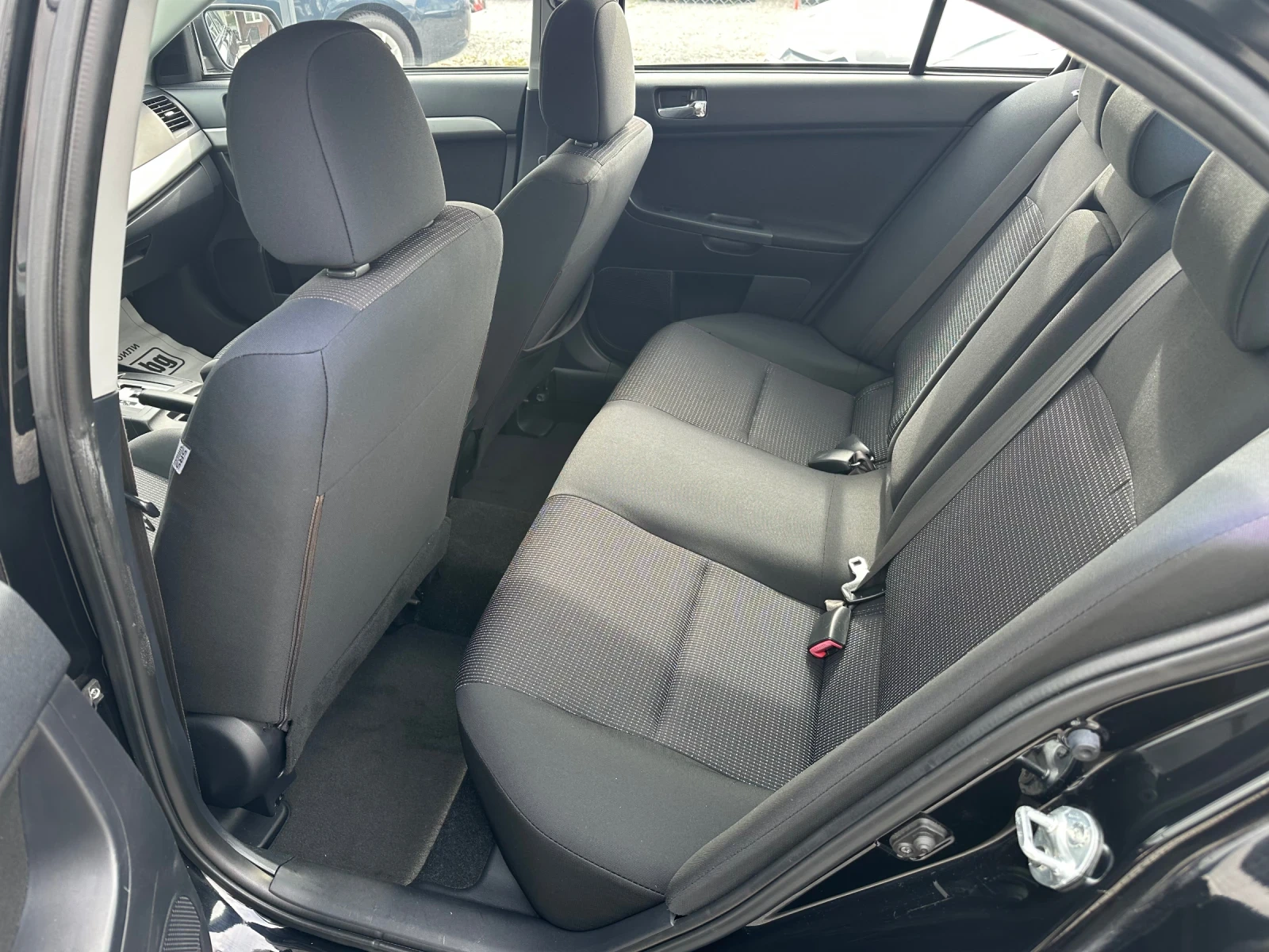 Mitsubishi Lancer 1.8I ��������� | Mobile.bg � ����������� 7