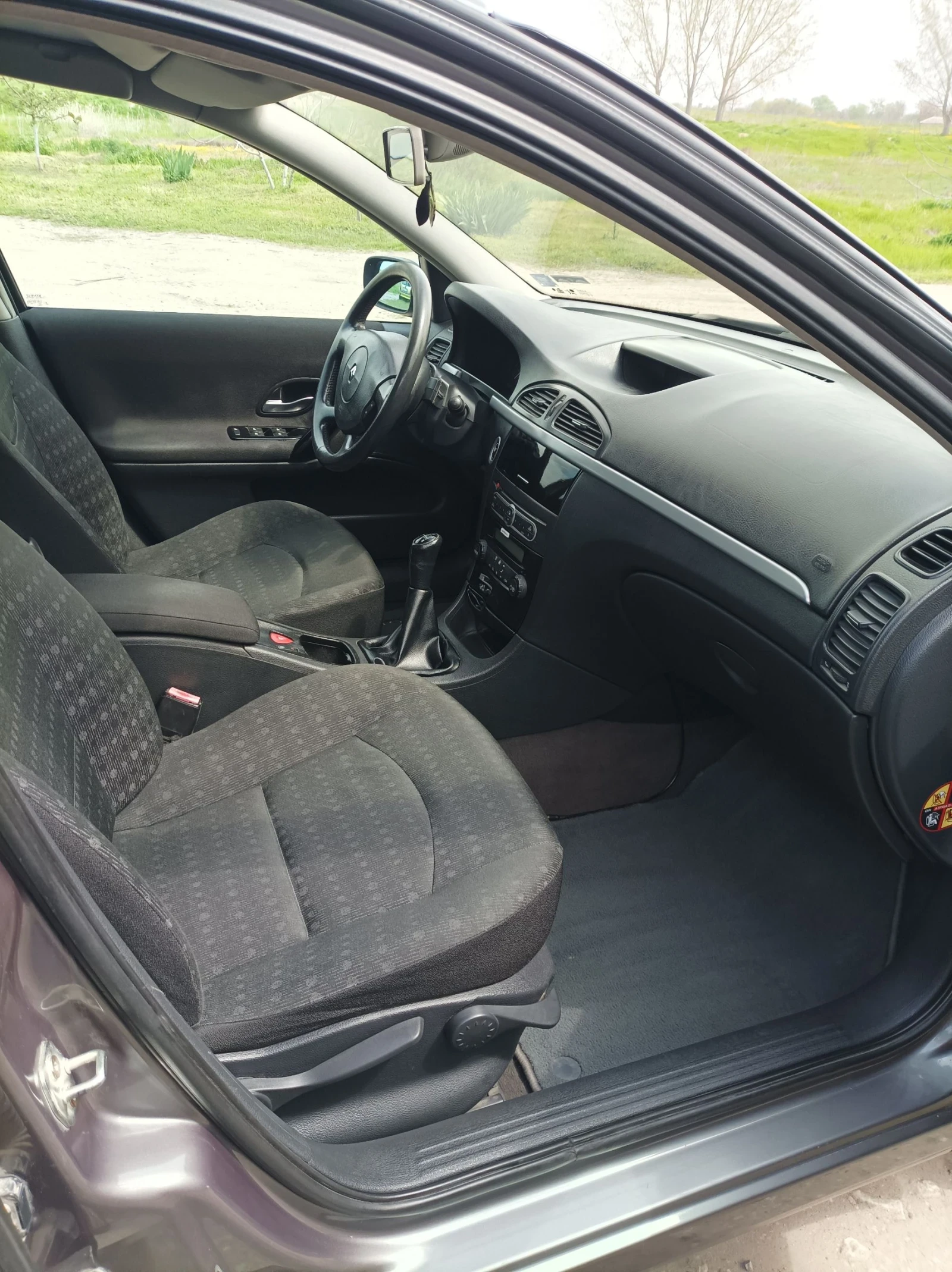 Renault Laguna  - изображение 10