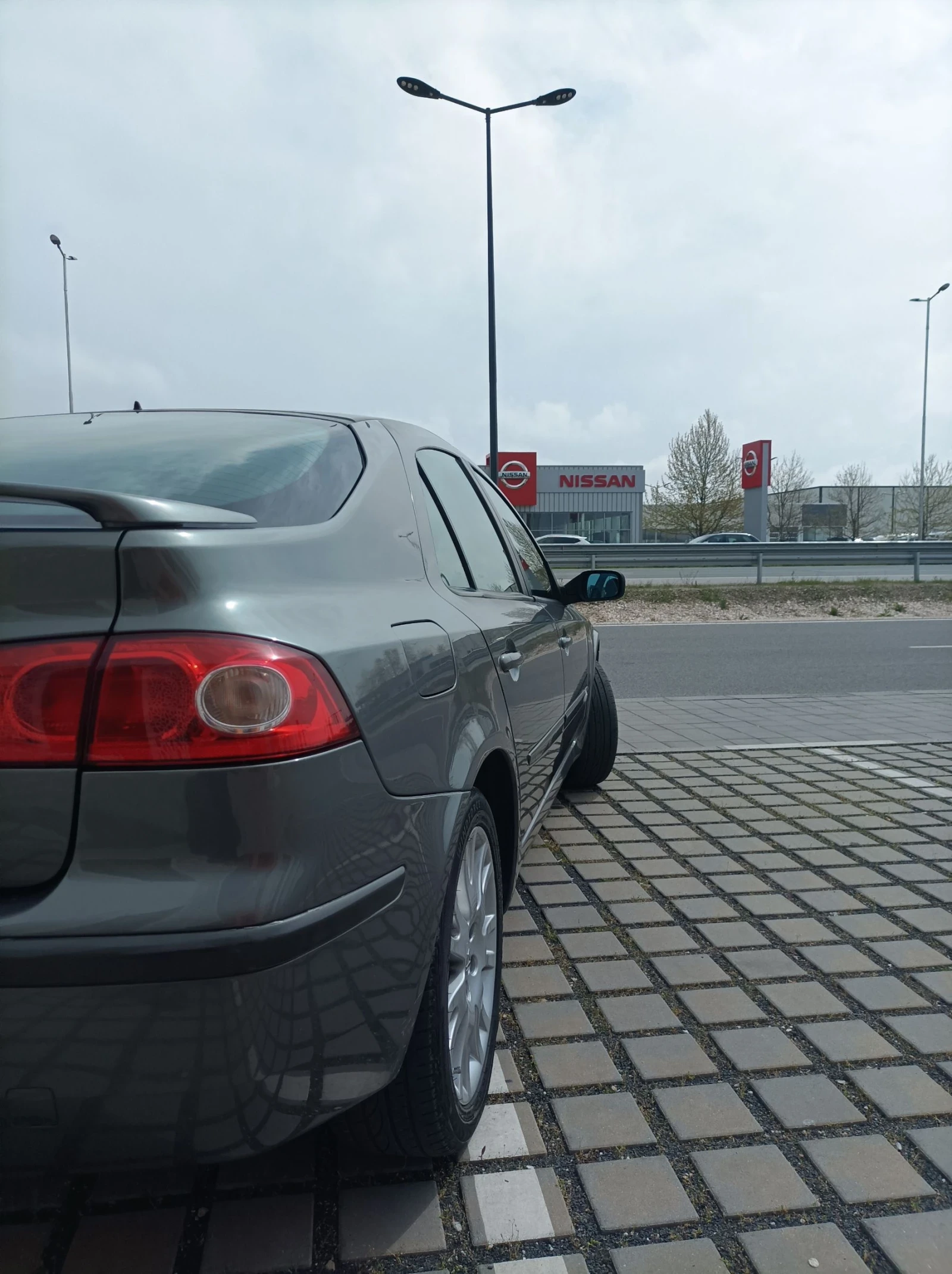 Renault Laguna  - изображение 3