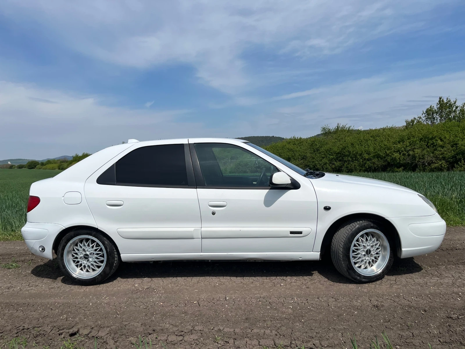 Citroen Xsara 1.6 16v Газов Инжекцион - изображение 2