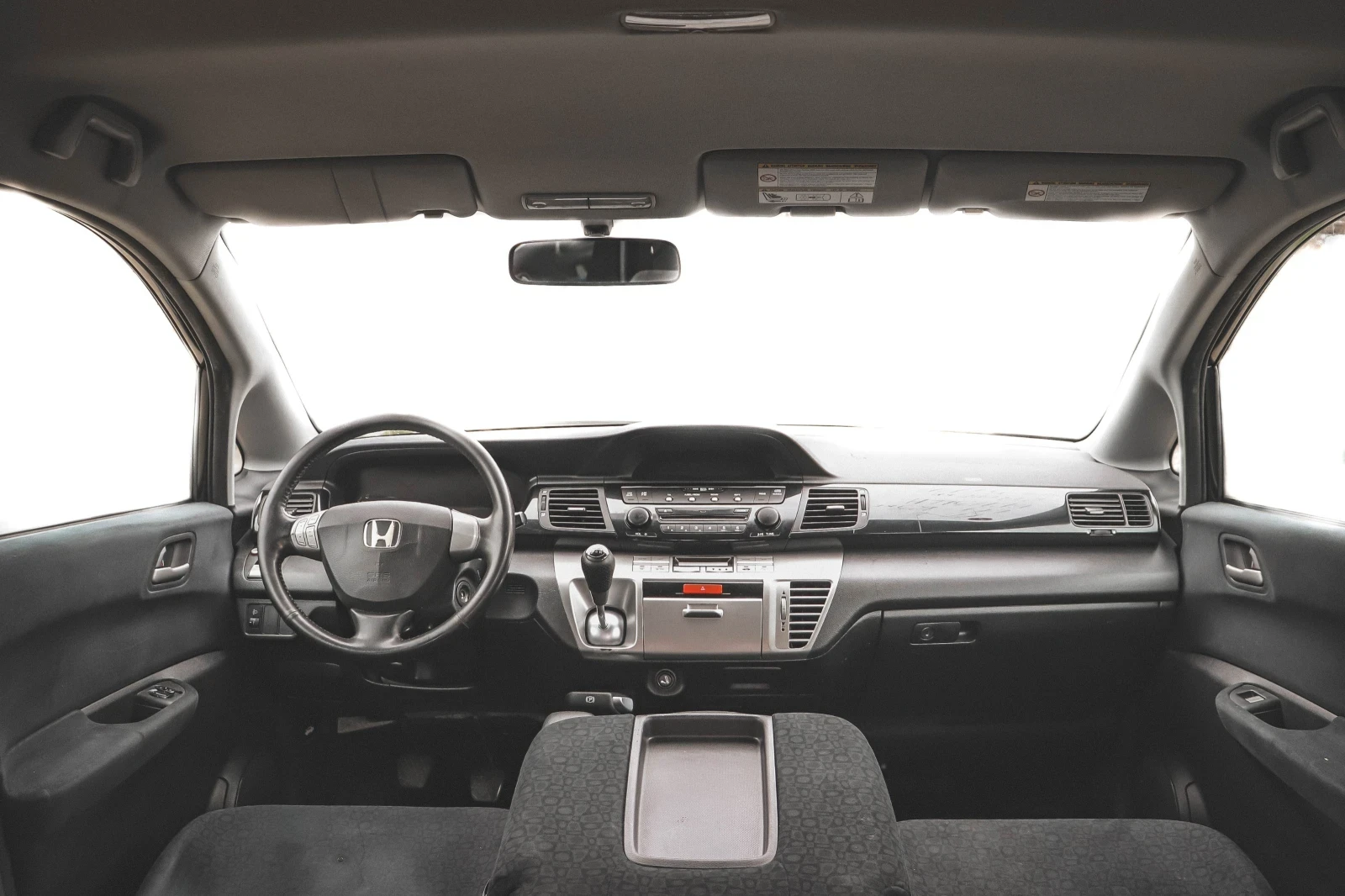 Honda Fr-v Бензин / Италия / 6 места - изображение 7