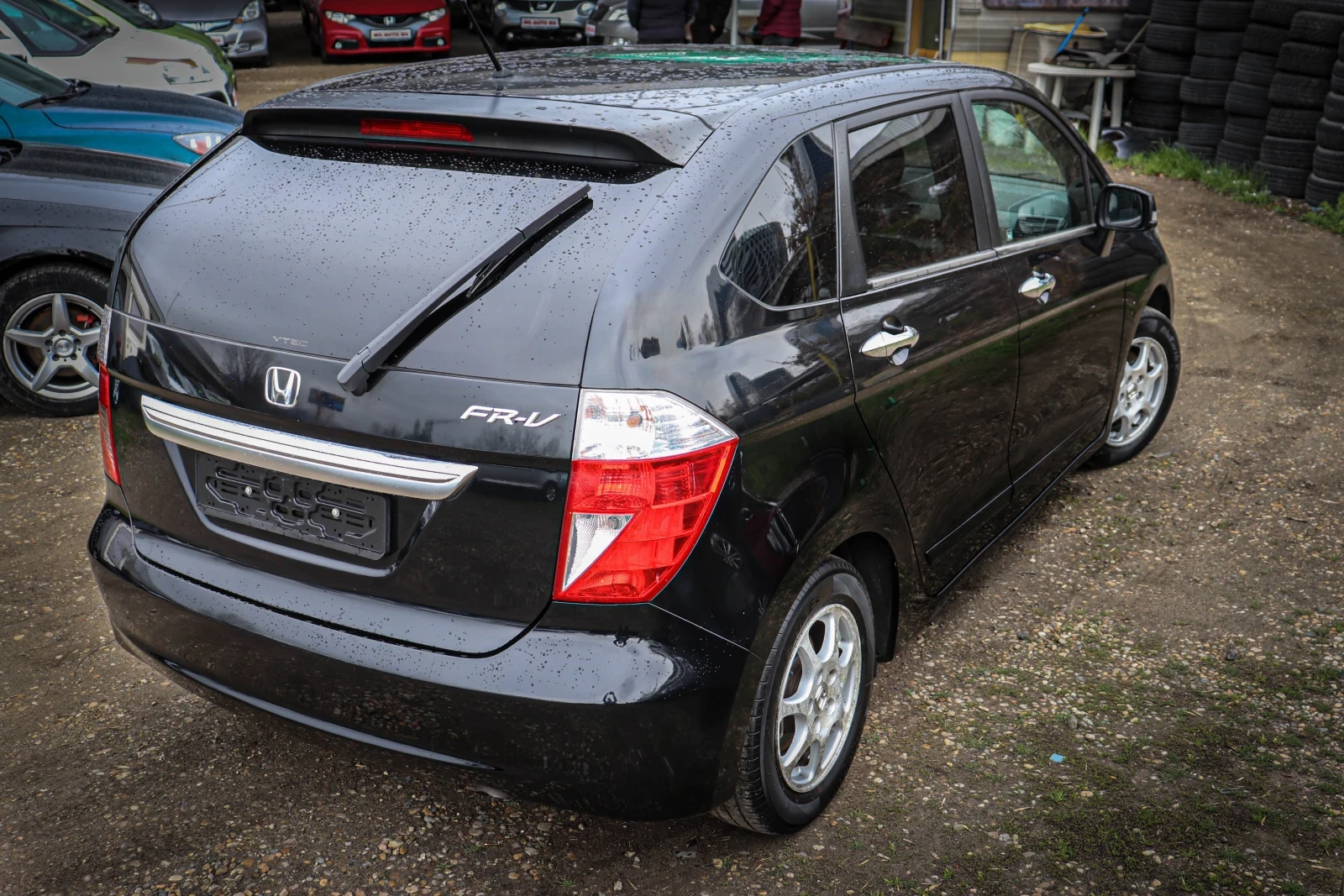 Honda Fr-v Бензин / Италия / 6 места - изображение 4