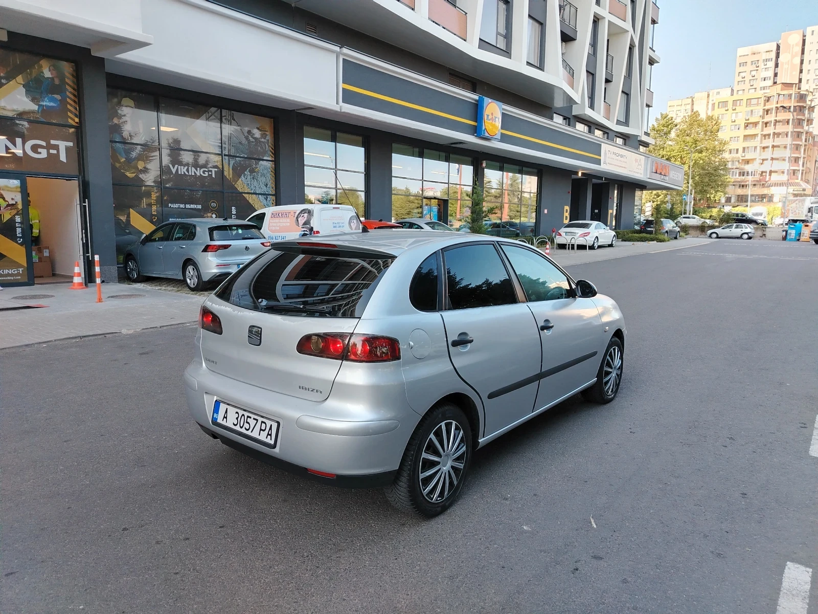 Seat Ibiza 1.2i БЕНЗИН - изображение 4