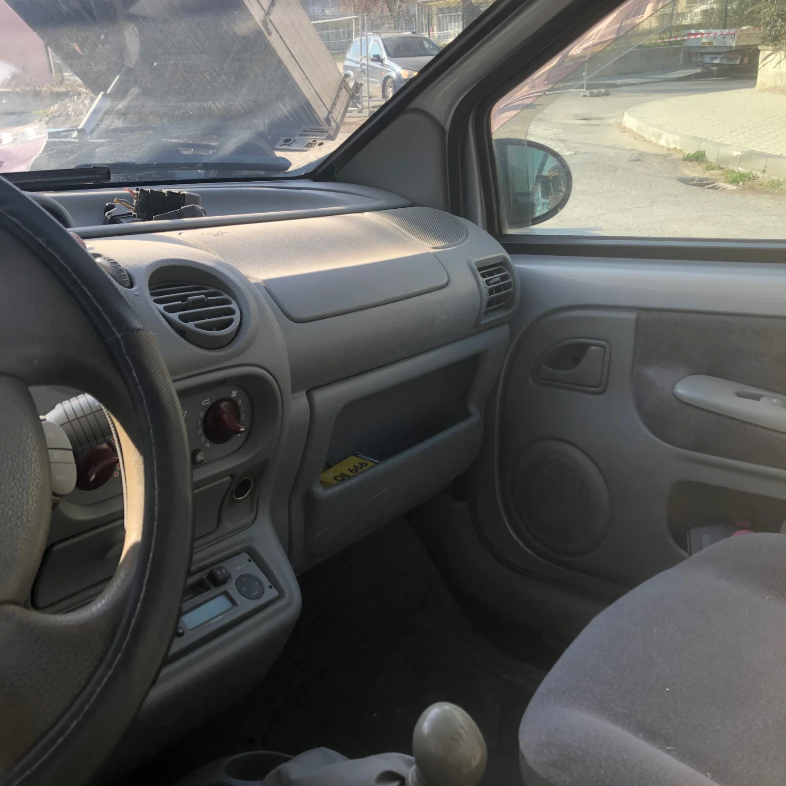 Renault Twingo C06 | Mobile.bg   4