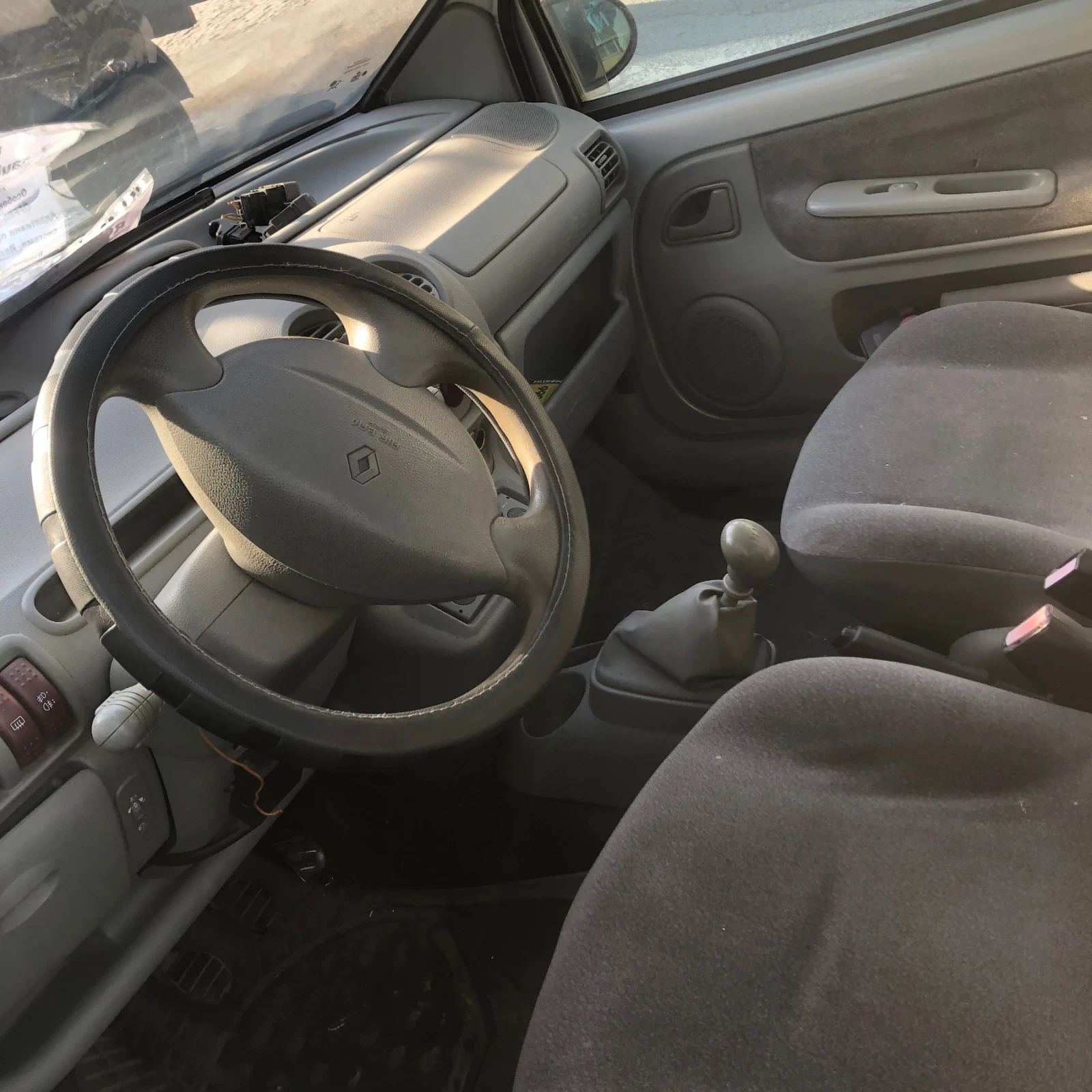 Renault Twingo C06 | Mobile.bg   8