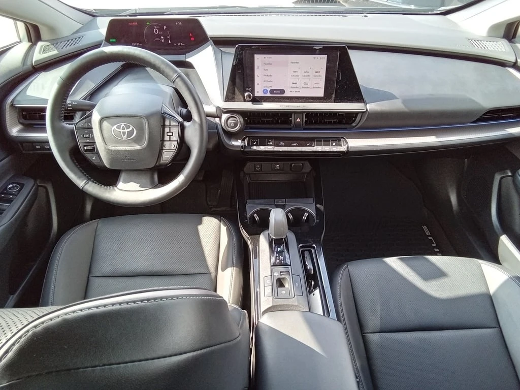 Toyota Prius XLE AWD e | Low Kilometers | SofTex Seat Trim  CAR | Mobile.bg � ����������� 6