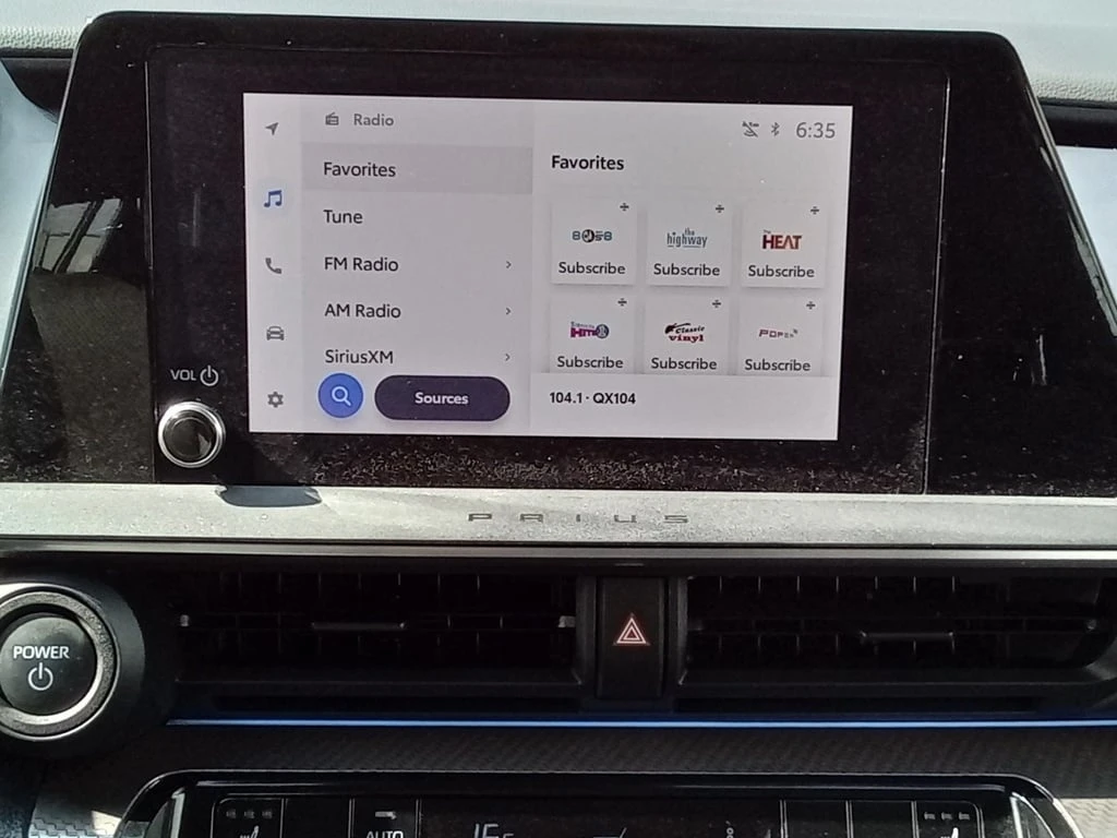 Toyota Prius XLE AWD e | Low Kilometers | SofTex Seat Trim  CAR | Mobile.bg � ����������� 7