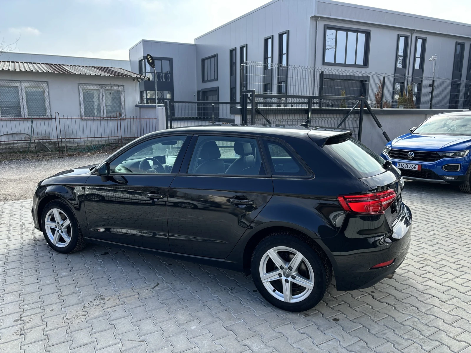 Audi A3 1.6TDI - изображение 4