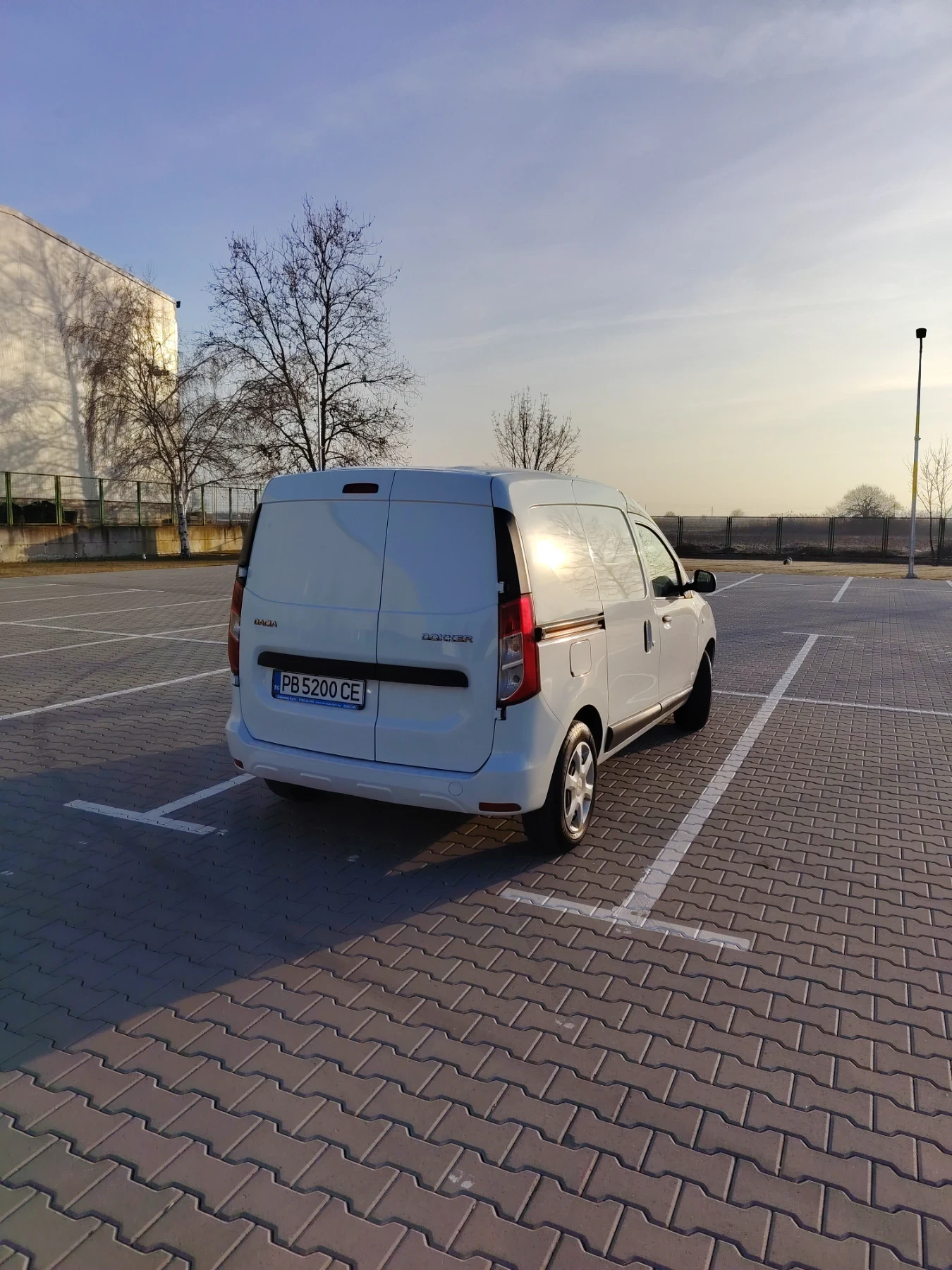 Dacia Dokker 1.6 оригинална ГАЗ - изображение 6