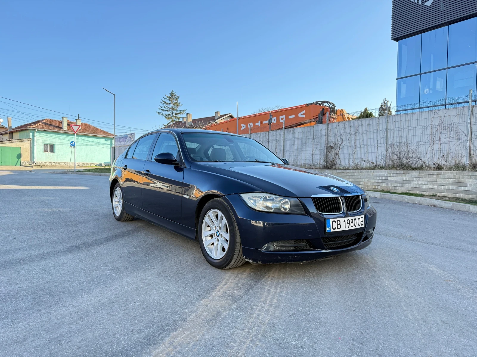 BMW 318 2.0D 122к.с- 6 скорости!!!
