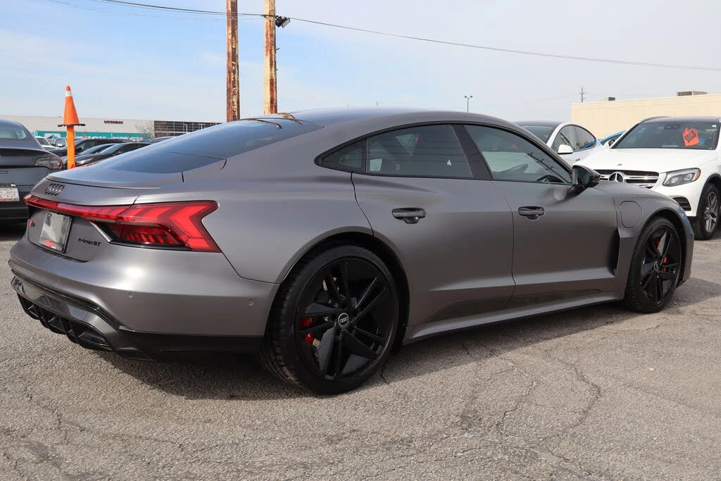 Audi E-Tron GT RS e-tron GT, снимка 3 - Автомобили и джипове - 54206077