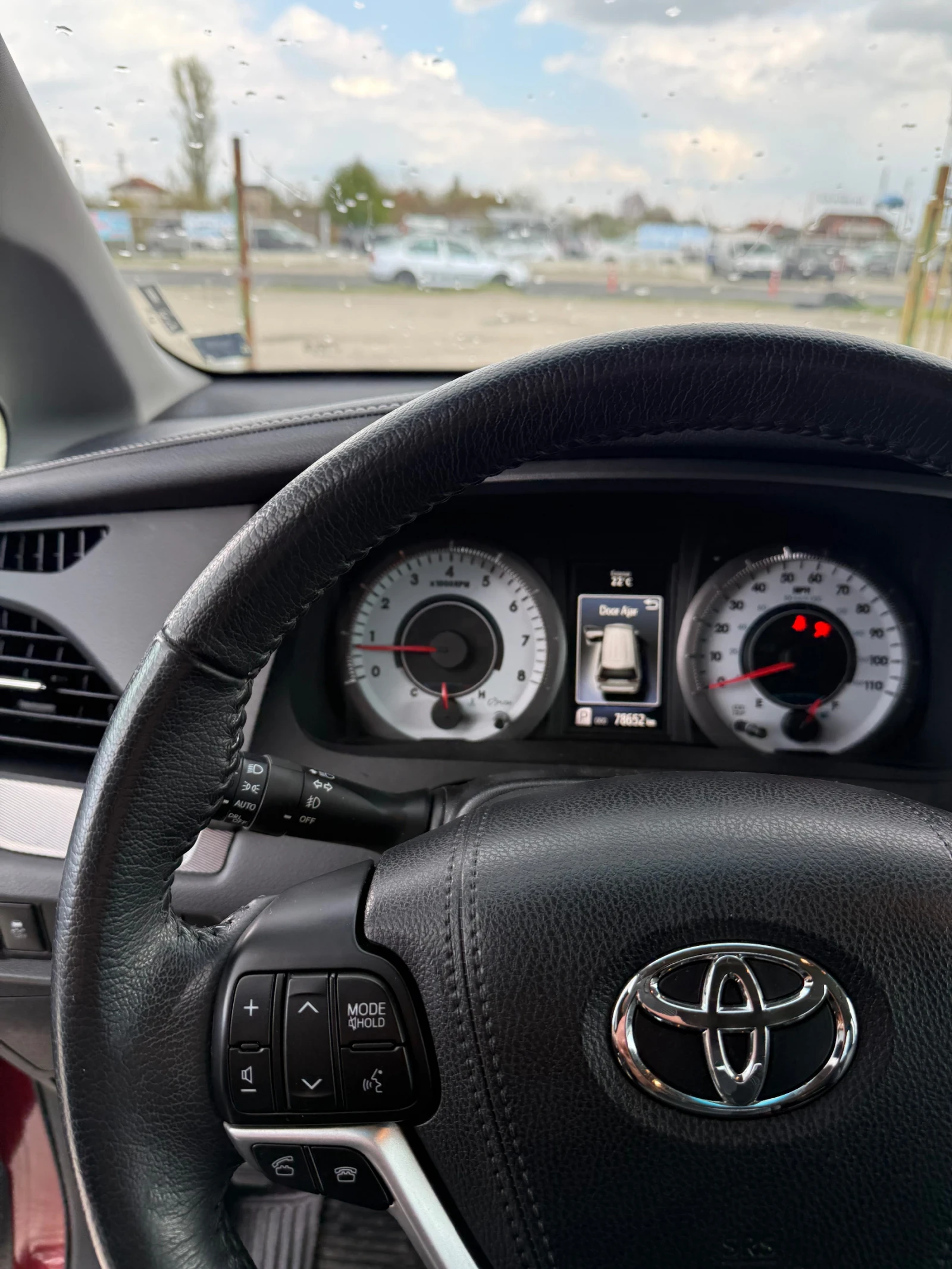 Toyota Sienna SE 7+ 1 Face , снимка 9 - Автомобили и джипове - 54236805