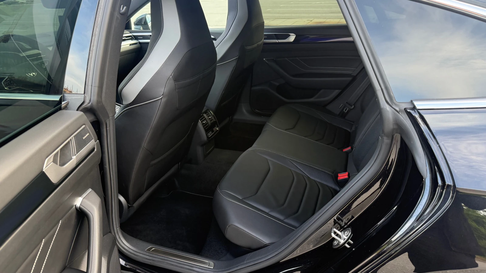 VW Arteon R-LINE 200PS 4MOTION Harman Head up R Seats | Mobile.bg � ����������� 11