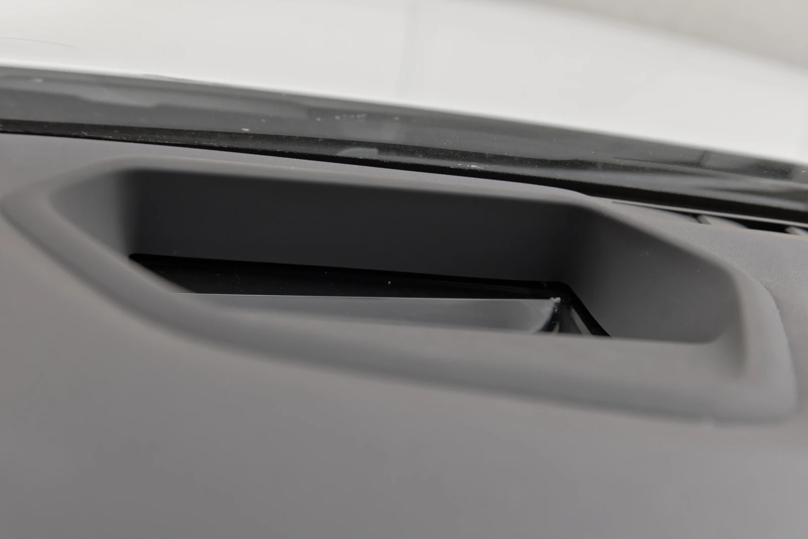 BMW 520 FULL* Luxury Line* Head-Up Display* Smart Key, снимка 15 - Автомобили и джипове - 55033865