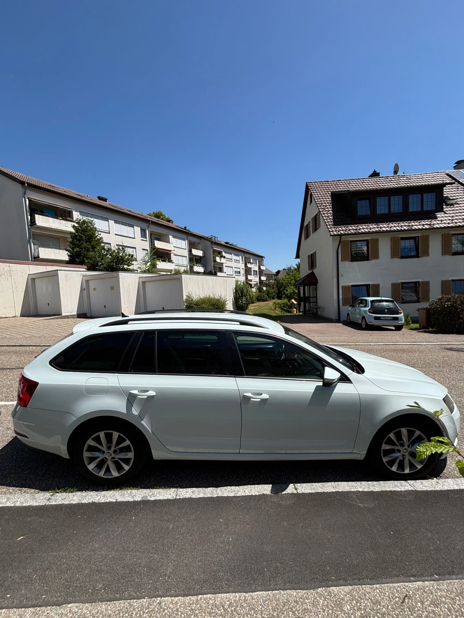 Skoda Octavia, снимка 2 - Автомобили и джипове - 55047880