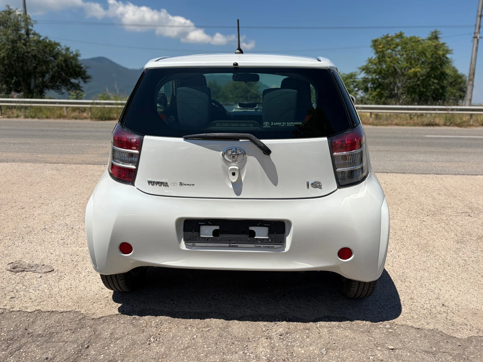 Toyota IQ, снимка 6 - Автомобили и джипове - 55048010