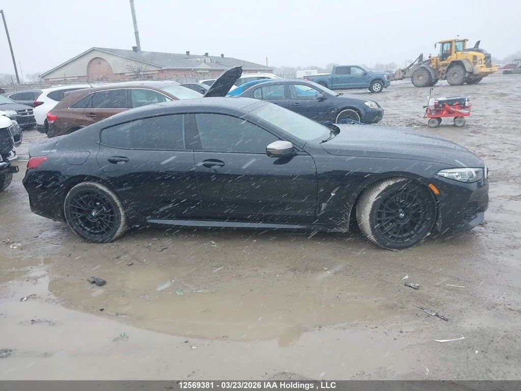 BMW 850 * INDIVIDUAL * XDRIVE* * CARFAX, снимка 13 - Автомобили и джипове - 55058356