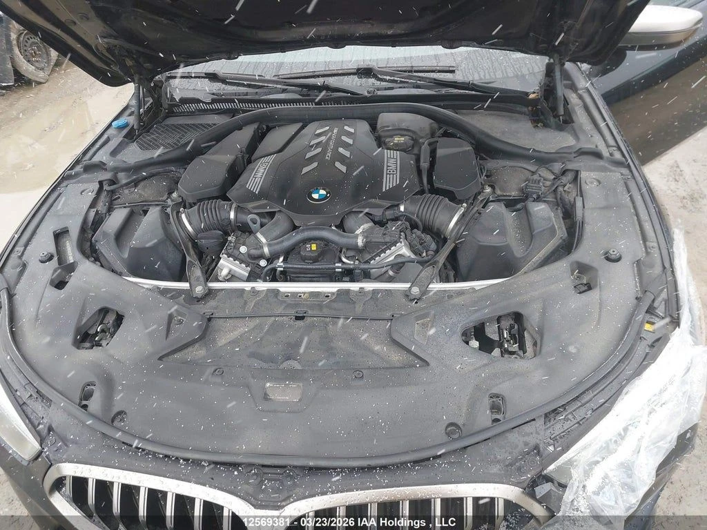 BMW 850 * INDIVIDUAL * XDRIVE* * CARFAX, снимка 10 - Автомобили и джипове - 55058356